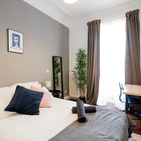 Private room for rent for €660 per month in Madrid, Calle de la Magdalena