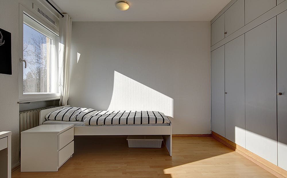 WG-Zimmer zu mieten für 520 € pro Monat in Stuttgart, König-Karl-Straße