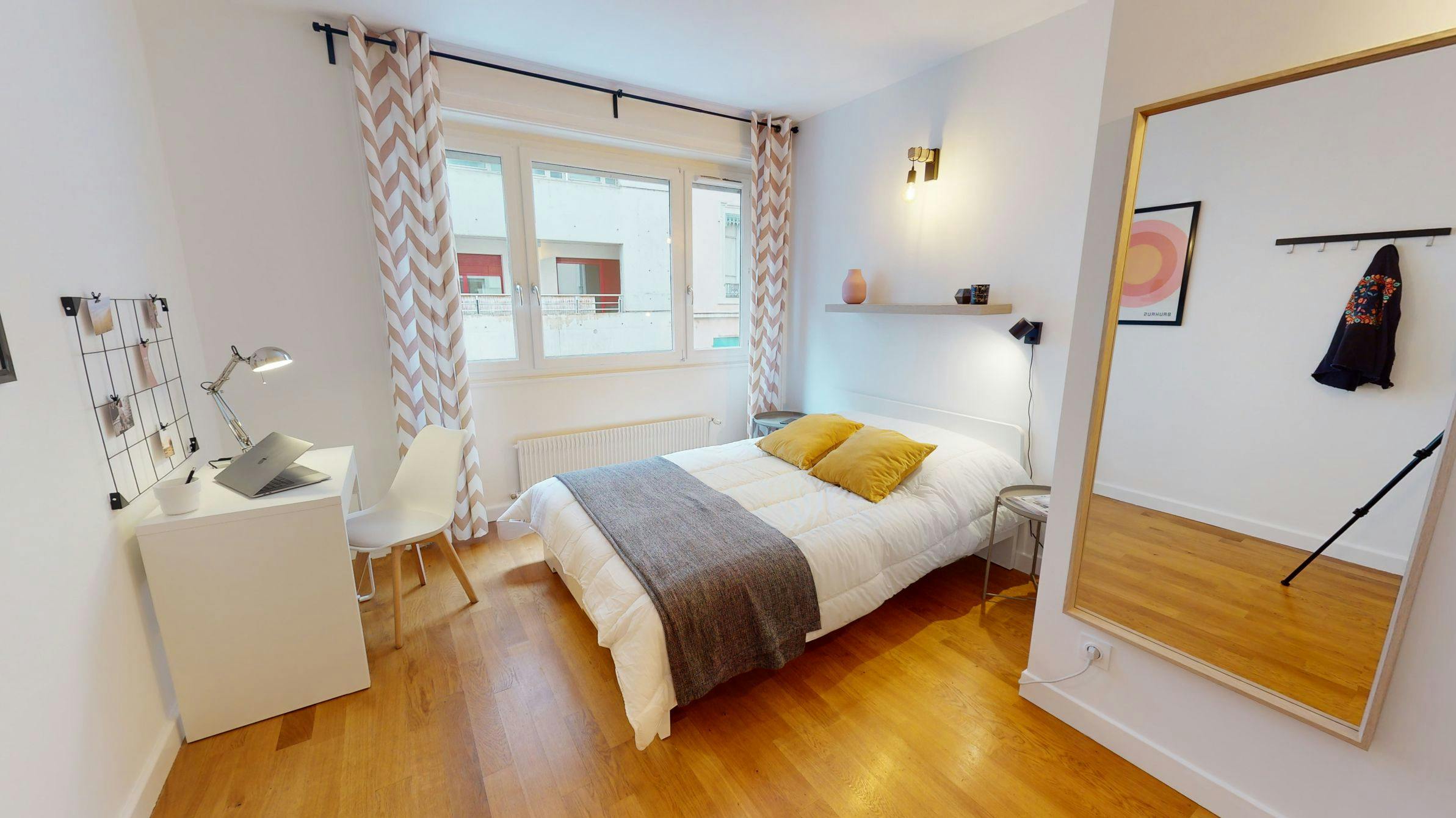 Apartment Lyon, 150m² — photo 1