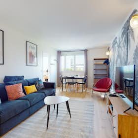 Habitación privada en alquiler por 832 € al mes en Puteaux, Jardins Boieldieu