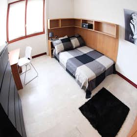 Private room for rent for €855 per month in Milan, Via Angelo De Vincenti
