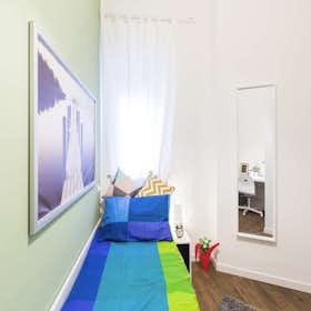 Private room for rent for €825 per month in Milan, Via Moncalvo