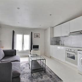 Apartamento for rent for 1538 € per month in Paris, Rue d'Aboukir