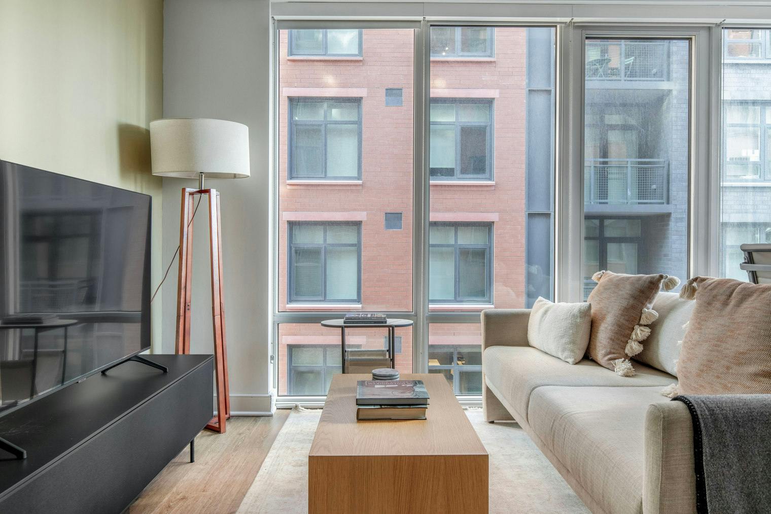 Студія за оренду для $2,695 на місяць у Washington, D.C., I Street Northwest