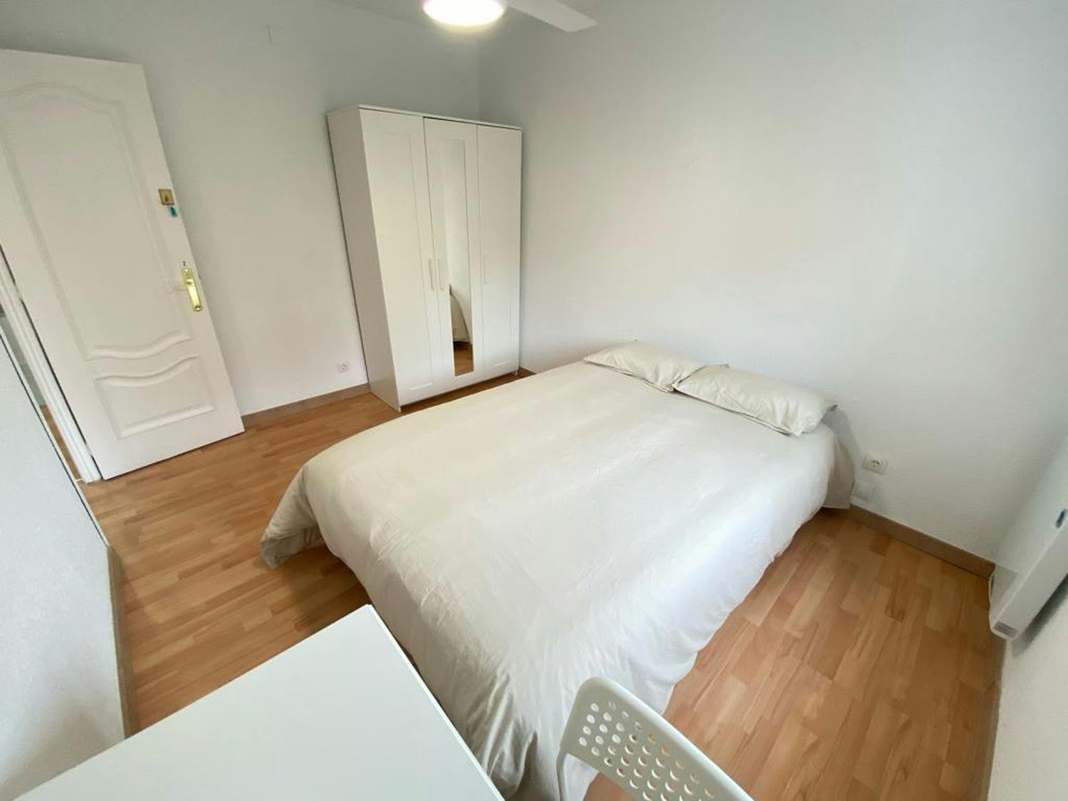 Single room Madrid, 12m² — photo 4