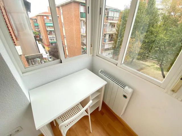 Private room in Calle de Orio, Madrid (1455816) room image 2