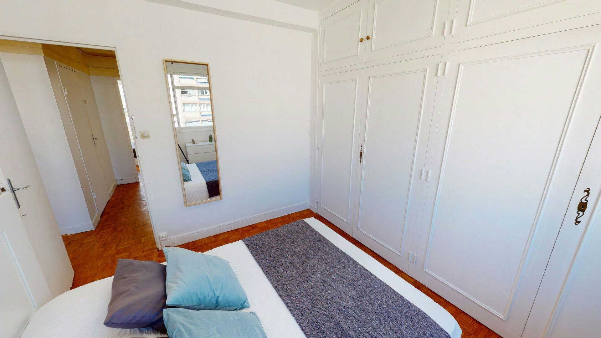Private room for rent on Rue Bossuet, Lyon - Vue 3