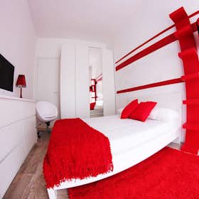 Private room for rent for €835 per month in Milan, Via Adeodato Ressi
