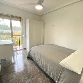 Private room for rent for €450 per month in Madrid, Calle del Estroncio