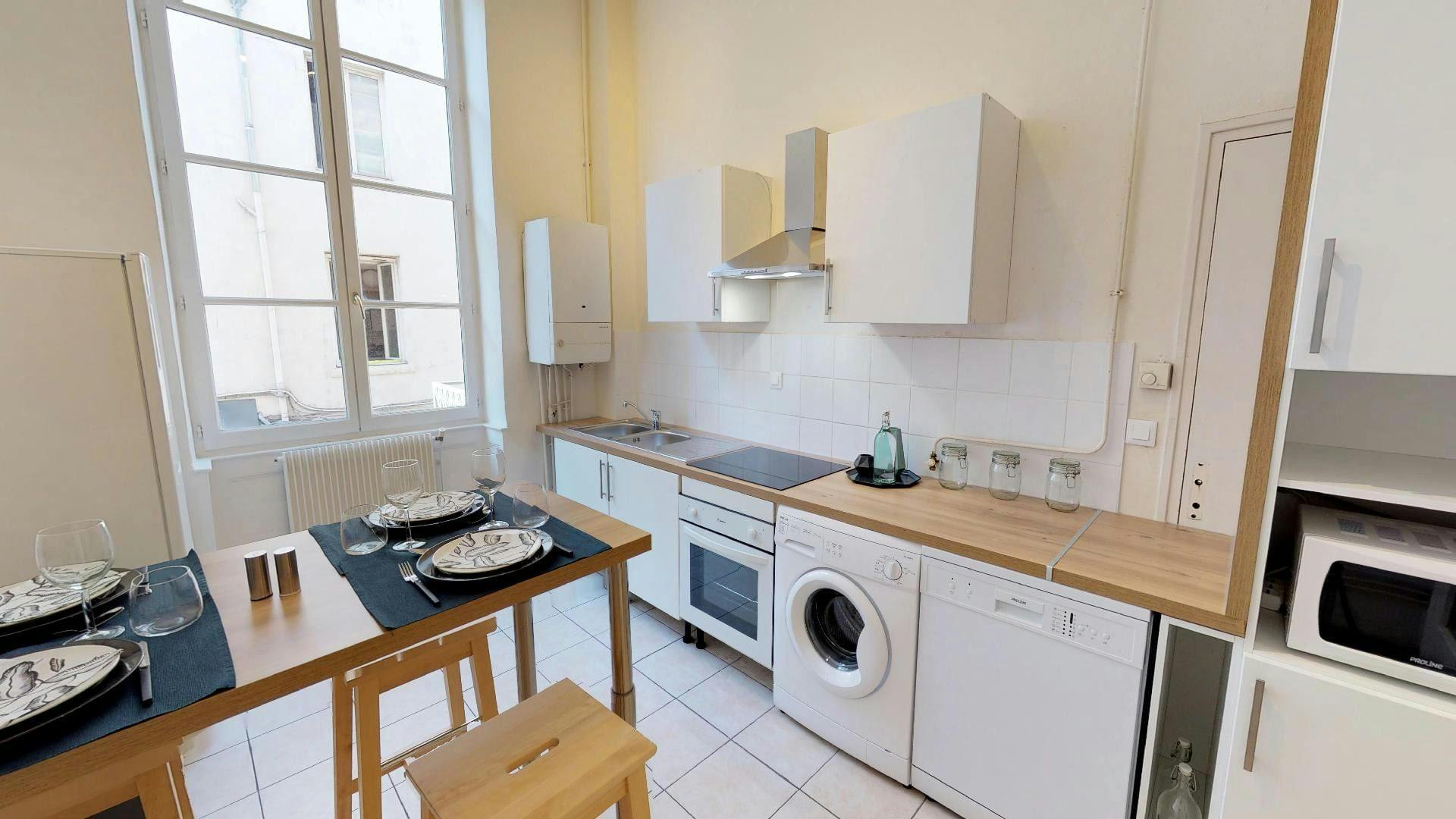 Apartment Lyon, 1 bed, 11m² — photo 5