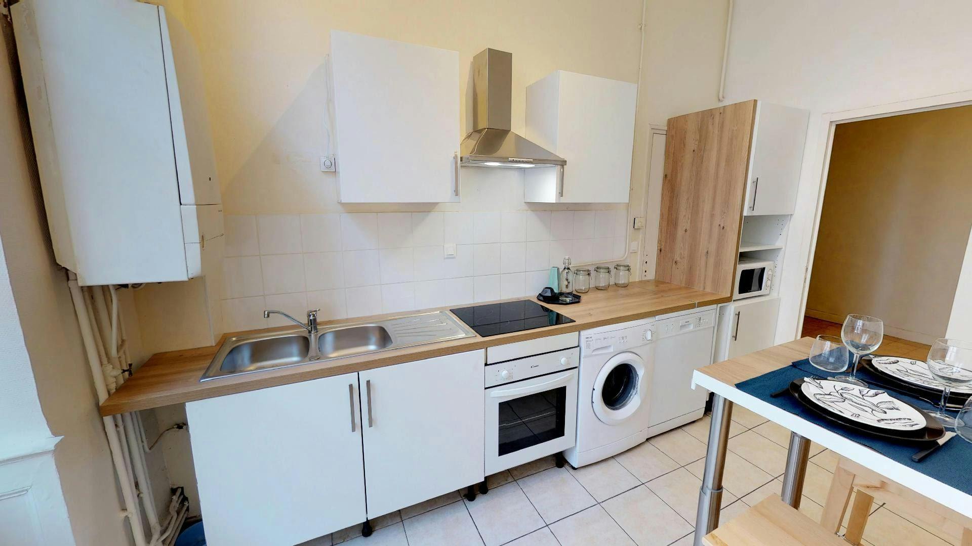 Apartment Lyon, 1 bed, 11m² — photo 7