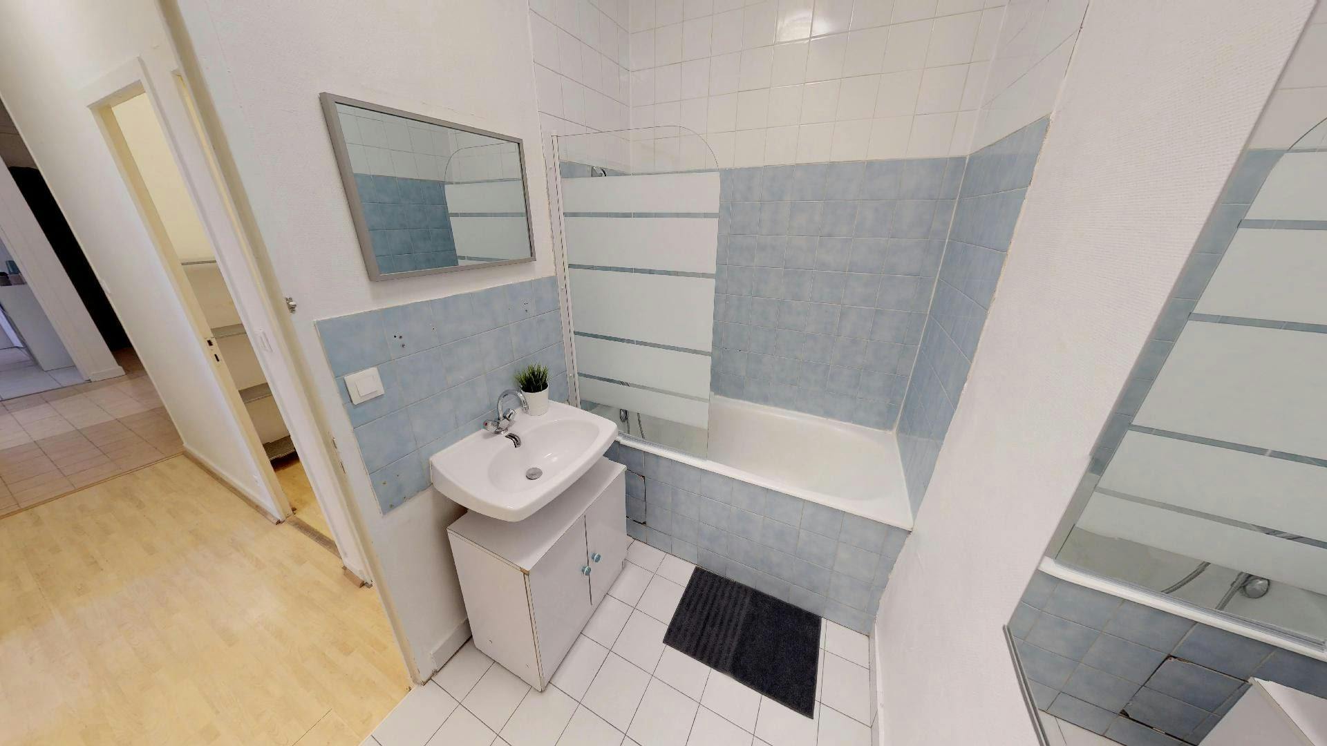 Apartment Lyon, 1 bed, 11m² — photo 9