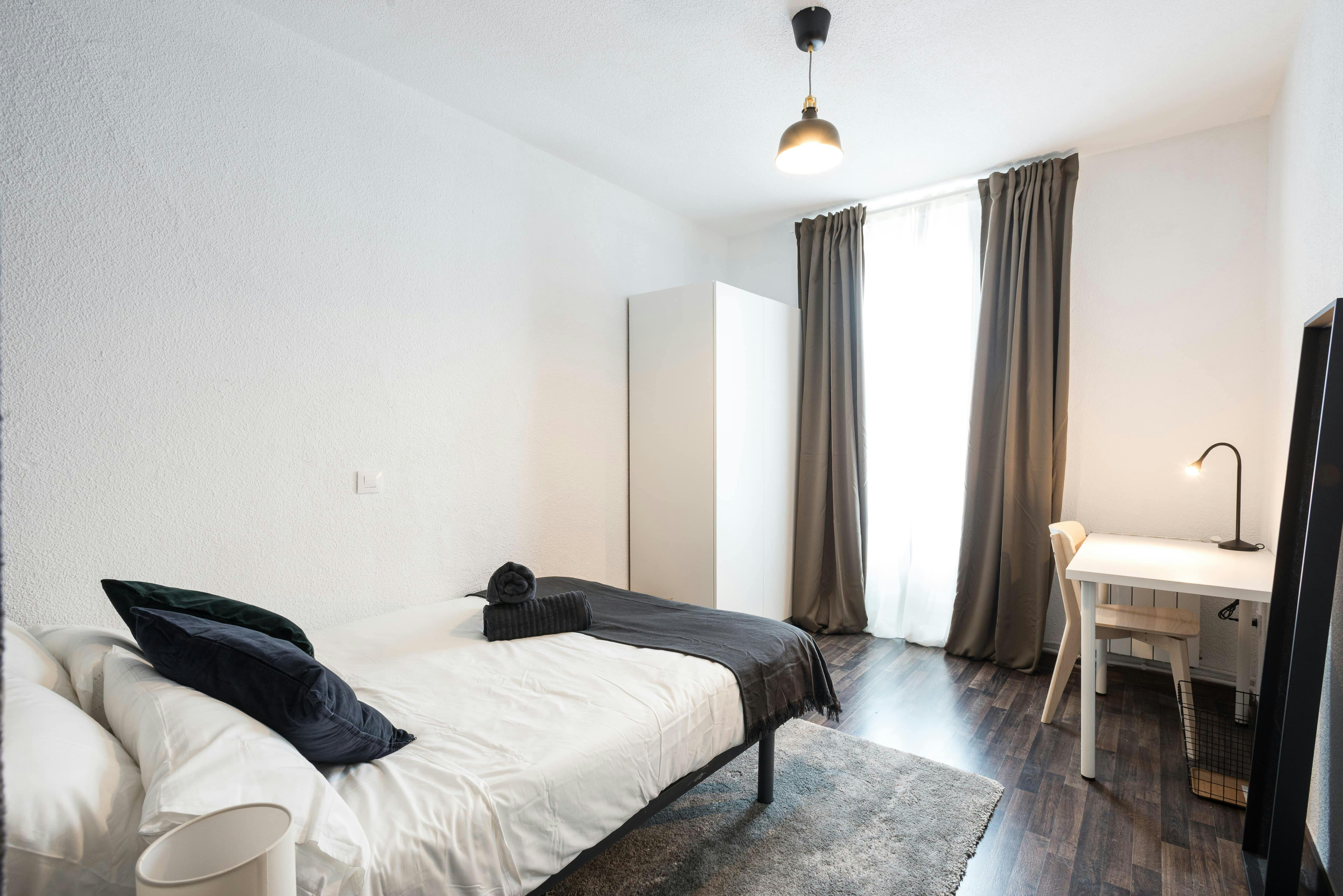 Calle de los Caños del Peral, Madrid Madrid