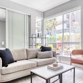 Lägenhet att hyra för $4,514 i månaden i Long Beach, W 3rd St