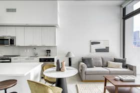 Apartamento para alugar por € 2.004 por mês em Miami, NE 22nd St