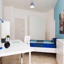 WG-Zimmer for rent for 535 € per month in Cesano Boscone, Via dei Salici