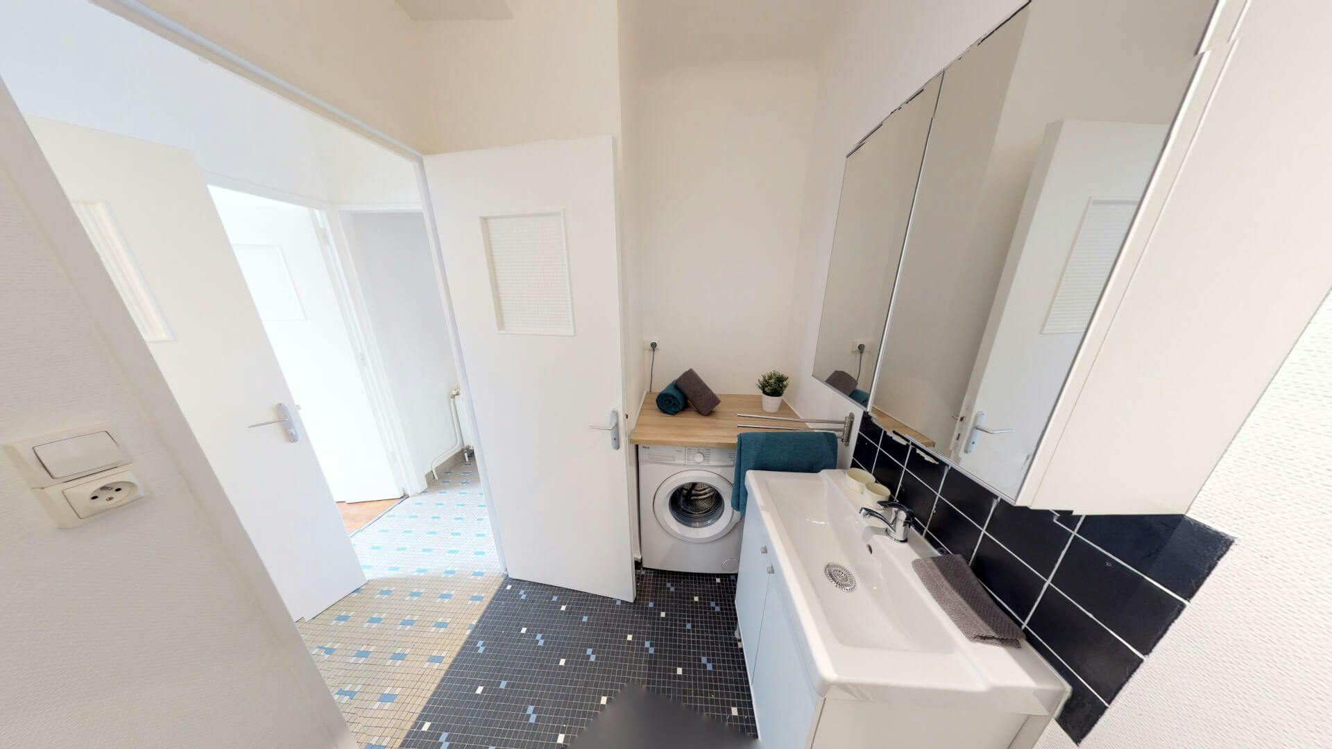 Apartment Lyon, 66m² — photo 8