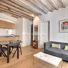 Apartment for rent for €1,897 per month in Paris, Rue Chappe