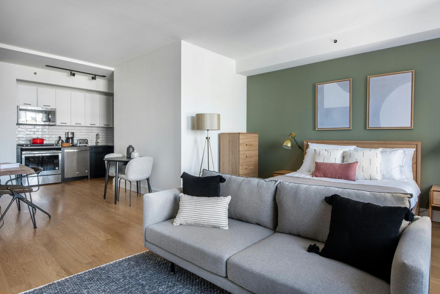 Studio para alugar por $6,649 por mês em West New York, 63rd Street