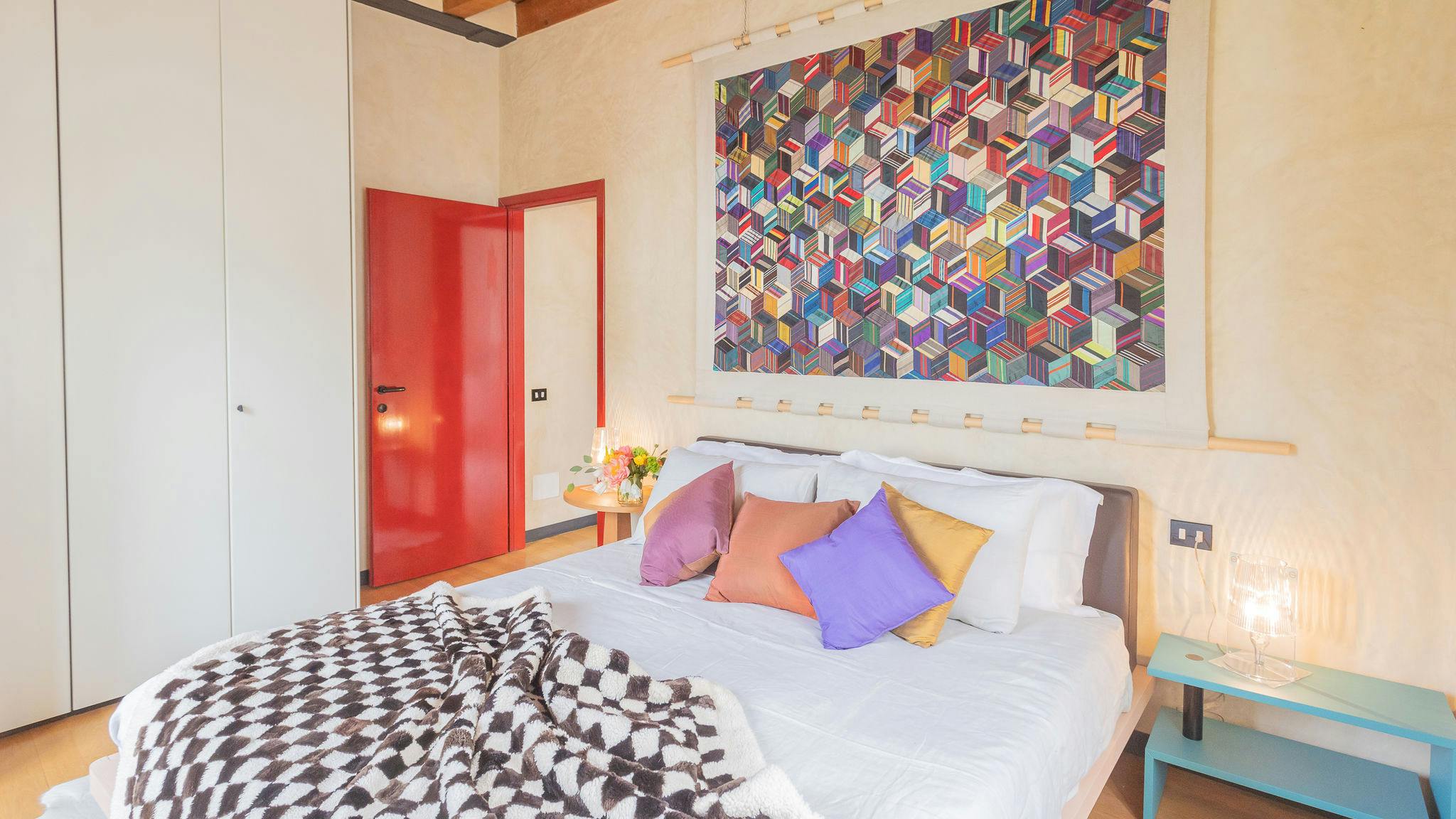 Apartment for rent for €1 per month in Como, Via Cigalini