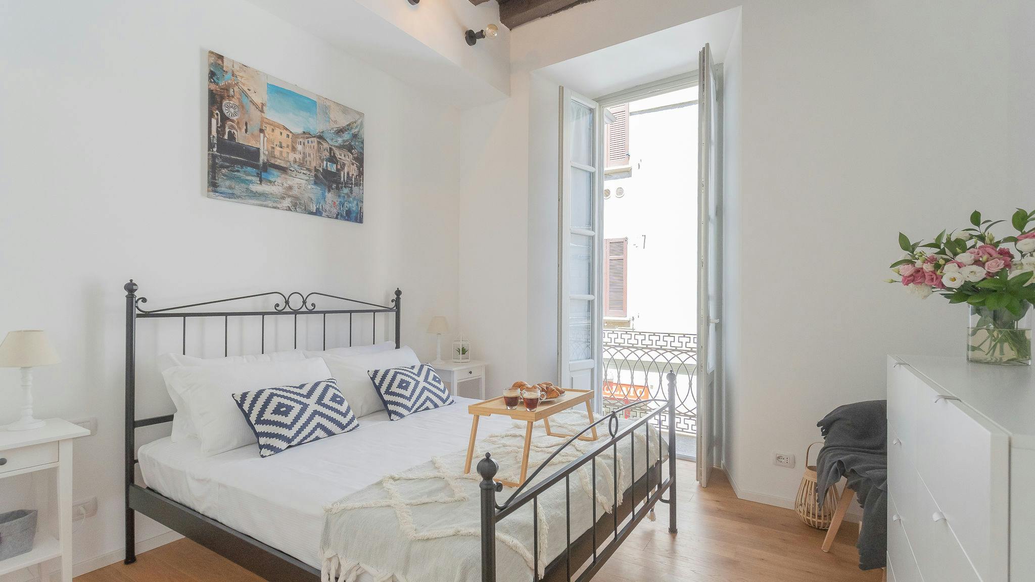 Mieszkanie do wynajęcia za 1 € miesięcznie w mieście Como, Via Indipendenza