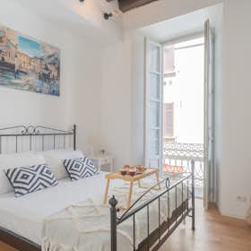 Appartamento for rent for 2.550 € per month in Como, Via Indipendenza