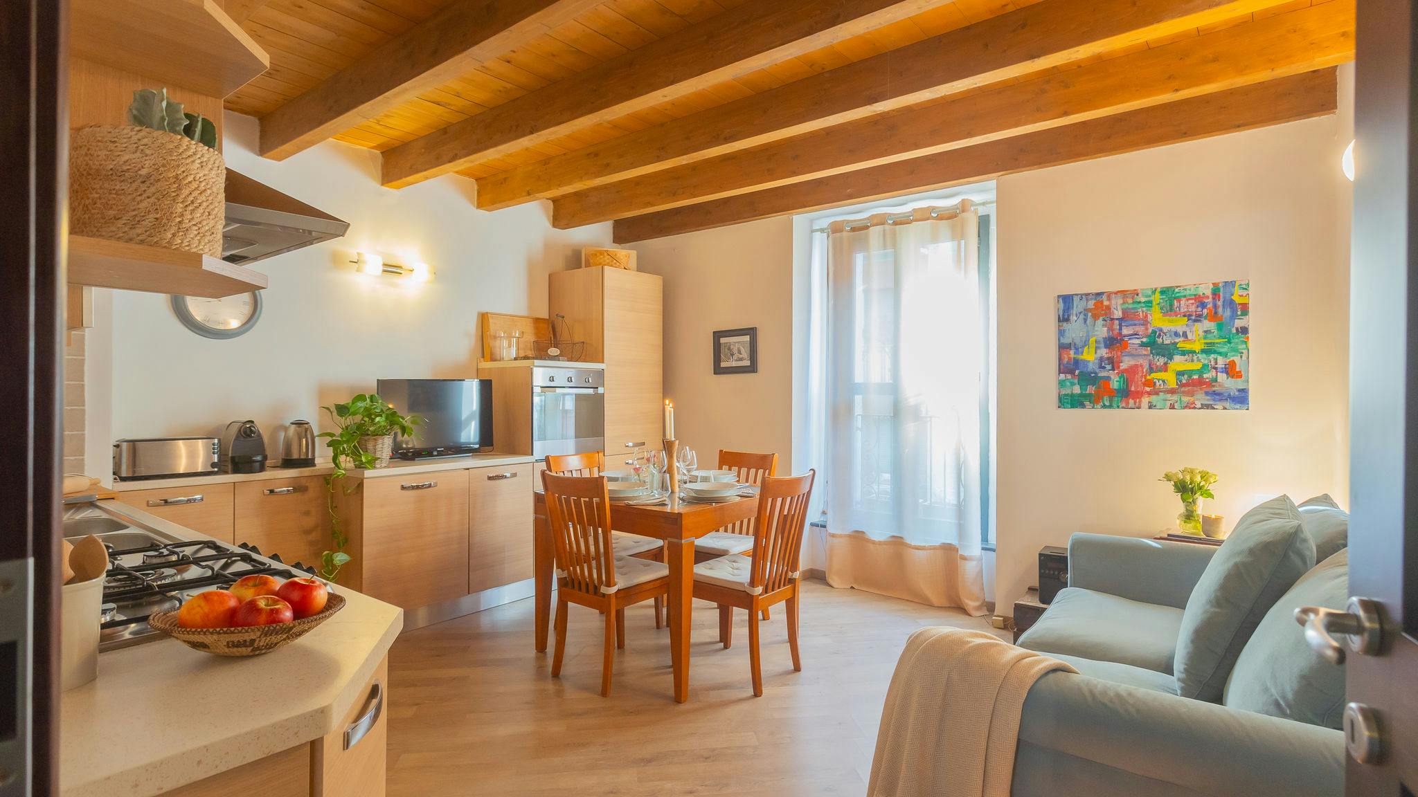 Apartamento para alugar por € 1 por mês em Como, Via Bernardino Luini