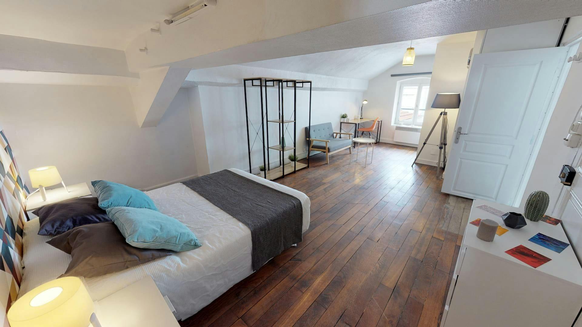 Private room for rent on Rue Jarente, Lyon