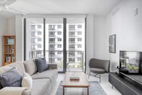Apartment for rent for €2,219 per month in Miami, NE 22nd St