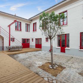 Habitación privada en alquiler por 900 € al mes en Ivry-sur-Seine, Rue Michelet