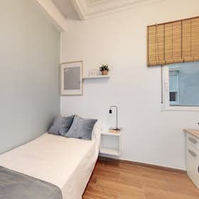 Private room for rent for €350 per month in Valencia, Carrer Conca