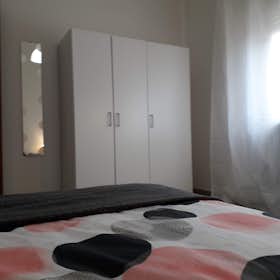 Cameră privată de închiriat pentru 430 EUR pe lună în Vicenza, Via Barnaba Pizzardi