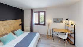 Private room for rent for €890 per month in Paris, Rue des Pâtures