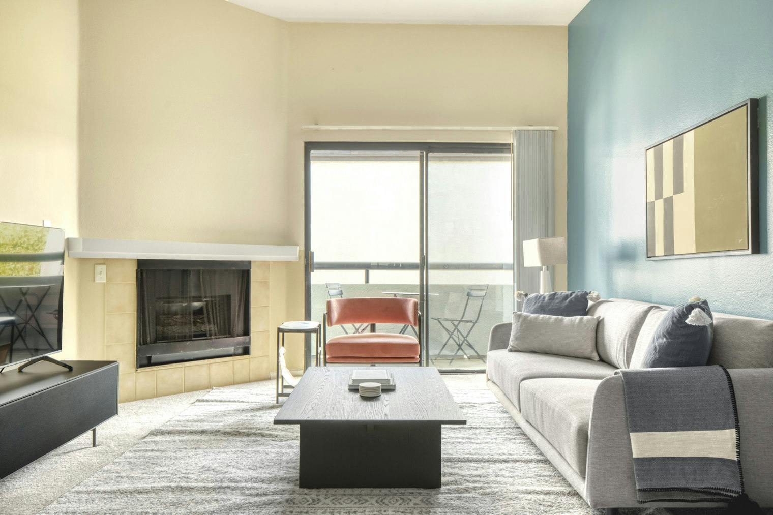 Apartment Burbank, 2 beds — photo 1