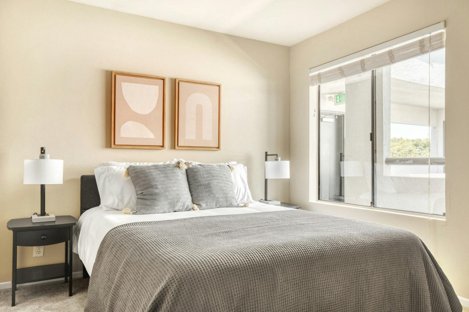 Apartment Burbank, 2 beds — photo 9