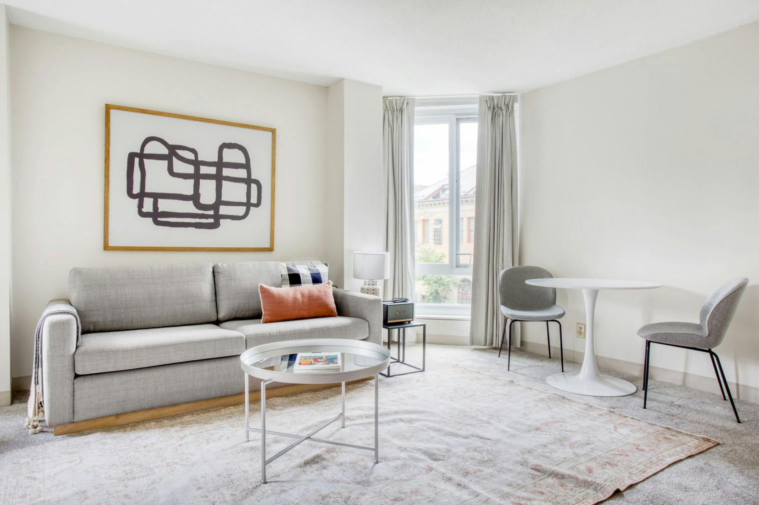公寓 正在以 $7,500 的月租出租，其位于 Boston, Huntington Avenue