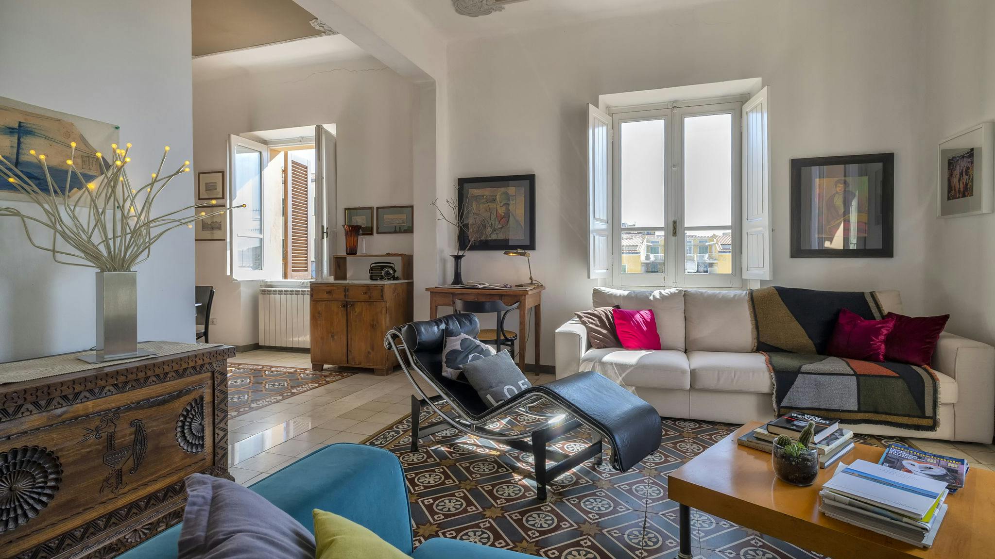 preview gallery tile