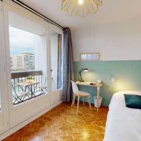 Private room for rent for €733 per month in Paris, Quai de Jemmapes