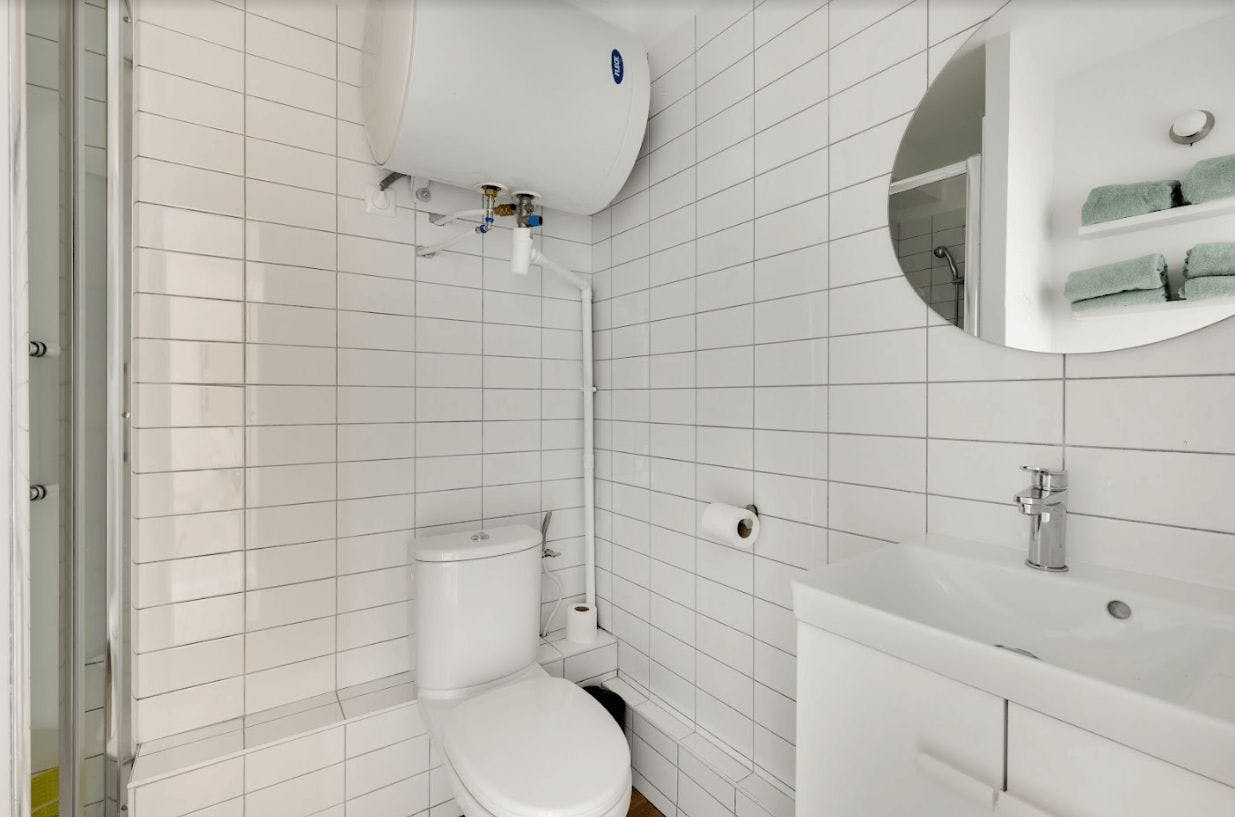 Single room Paris, 12m² — photo 10