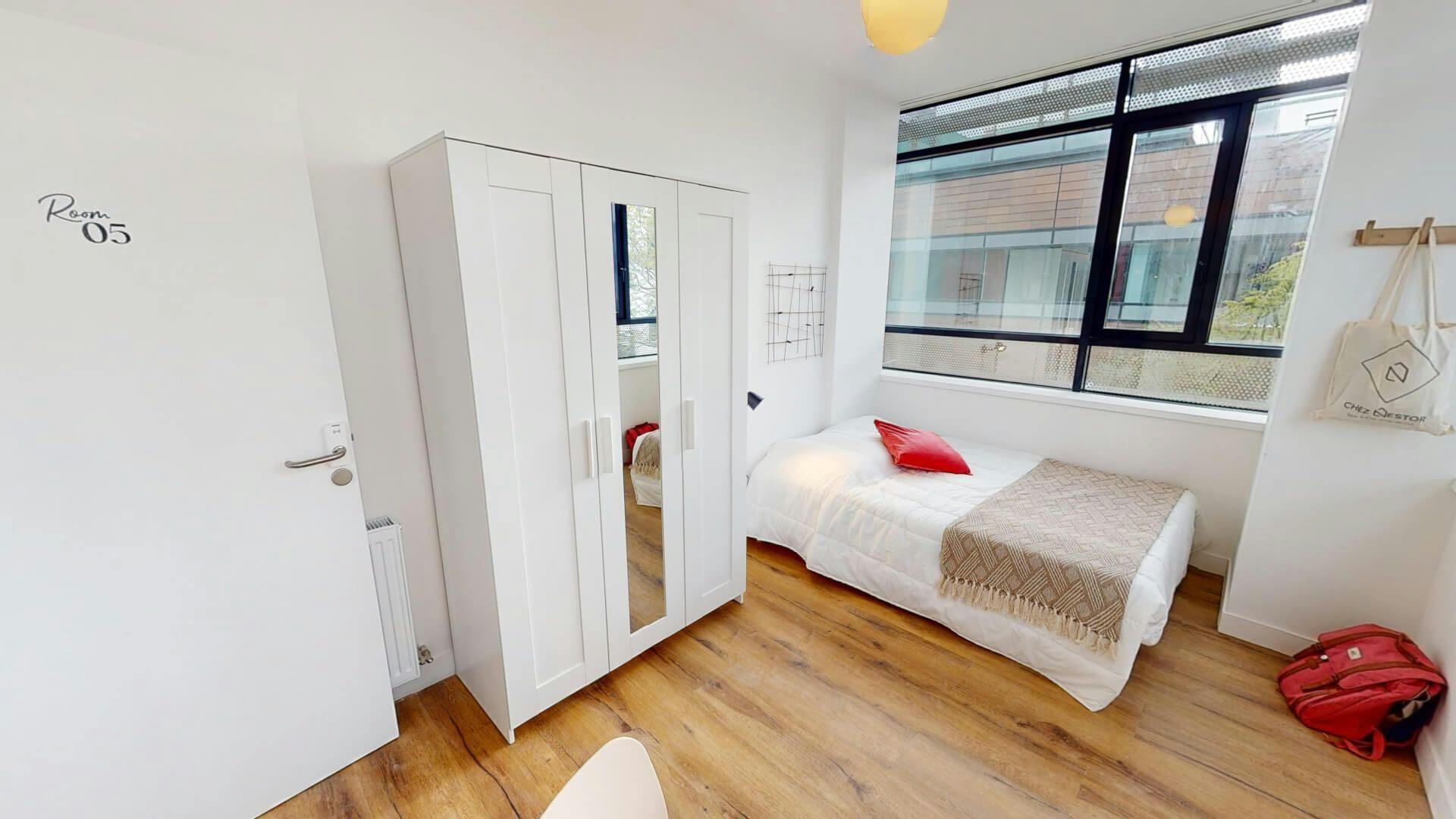 Private room for rent on Avenue Sainte-Anne, Asnières-sur-Seine – pohled 3