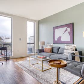 Lägenhet att hyra för $4,422 i månaden i Berkeley, University Ave
