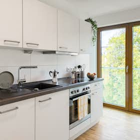 Privé kamer te huur voor € 730 per maand in Frankfurt am Main, Georg-Voigt-Straße