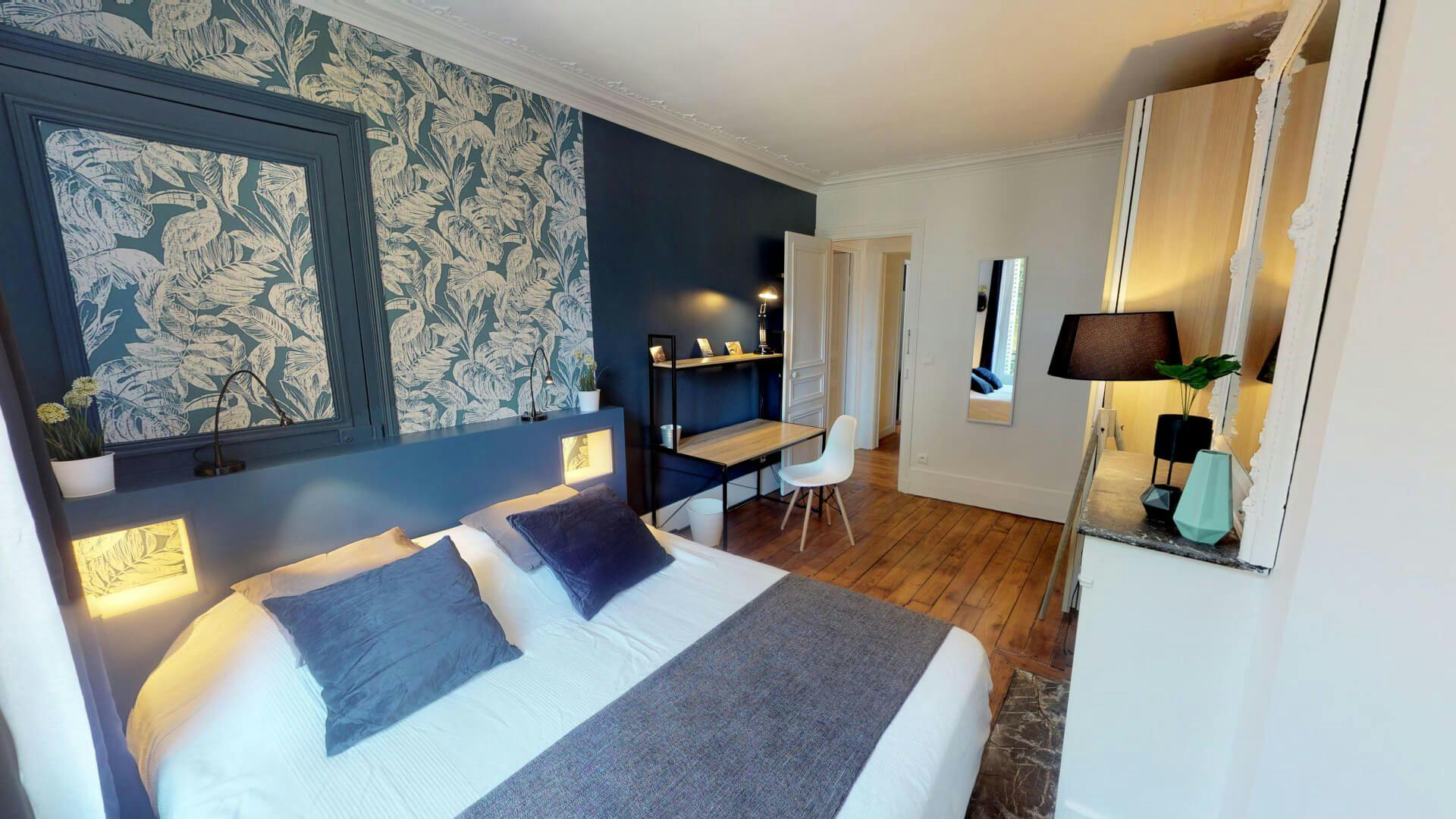 Private room for rent on Rue Washington, Paris - Vue 4