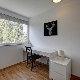 Privé kamer te huur voor € 585 per maand in Stuttgart, Aachener Straße