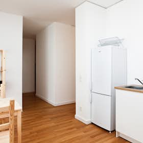 Private room for rent for €585 per month in Frankfurt am Main, Weisbachstraße