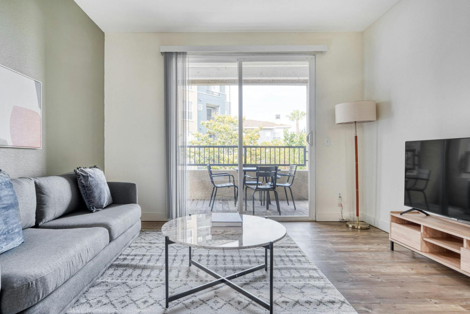 Appartement te huur voor $5,859 per maand in Sunnyvale, Lakeside Dr