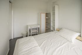 Private room for rent for €955 per month in Amsterdam, Jan van Zutphenstraat