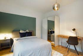 Private room for rent for €915 per month in Köln, Lindenthalgürtel