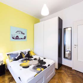 Private room for rent for €895 per month in Milan, Via Pasquale Fornari
