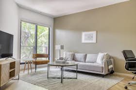 Appartamento in affitto a $1,987 al mese a Los Angeles, Hollywood Blvd